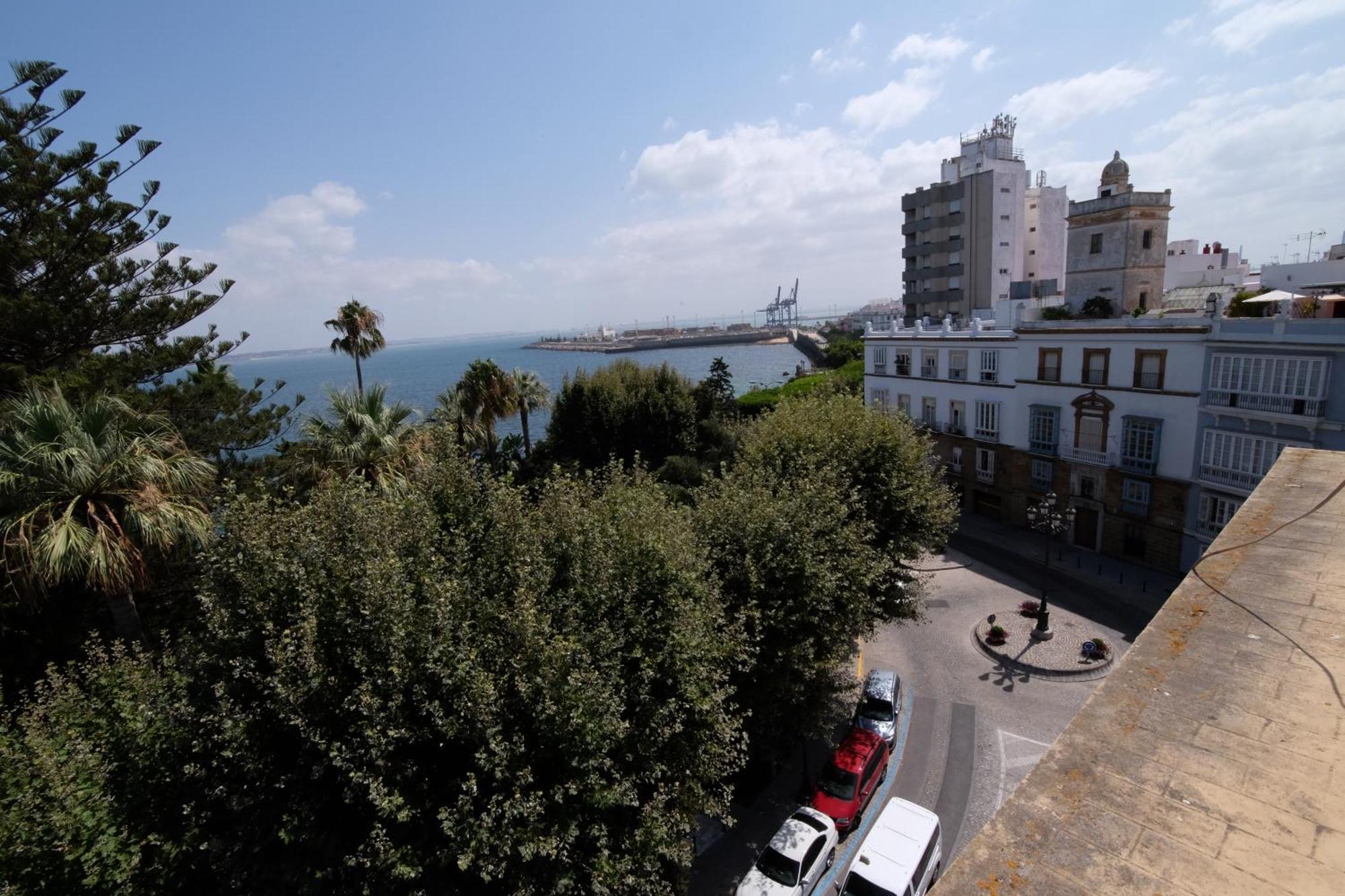 Fabuloso Atico Con Vistas Al Mar كاديز المظهر الخارجي الصورة